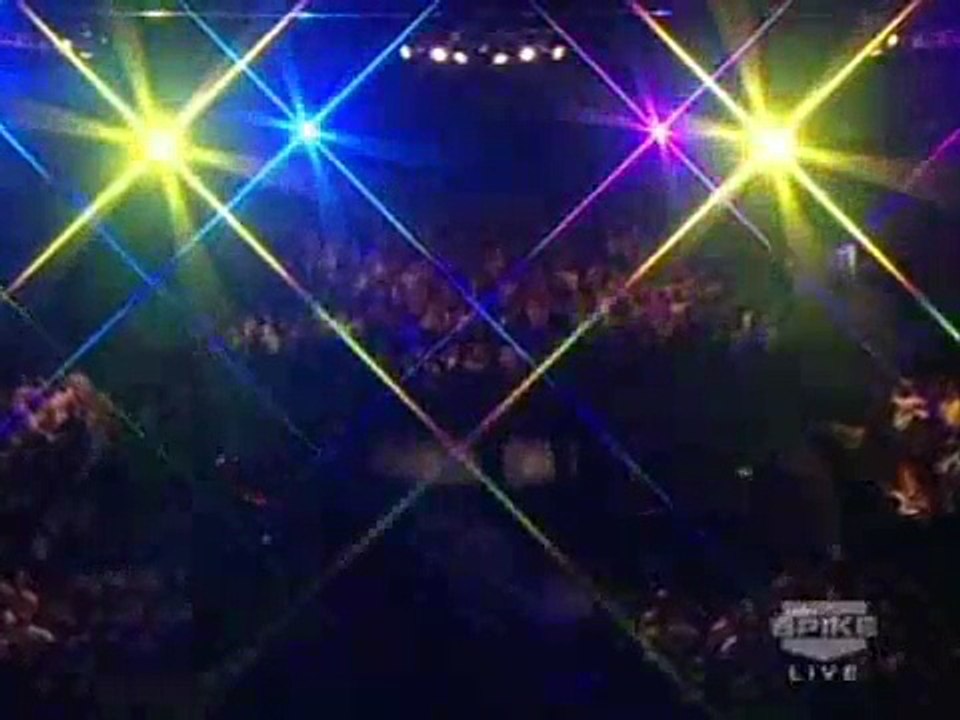 Tito Ortiz Mosh Entrance