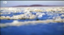 Extracción de litio en el Salar de Uyuni, en Bolivia | Global 3000