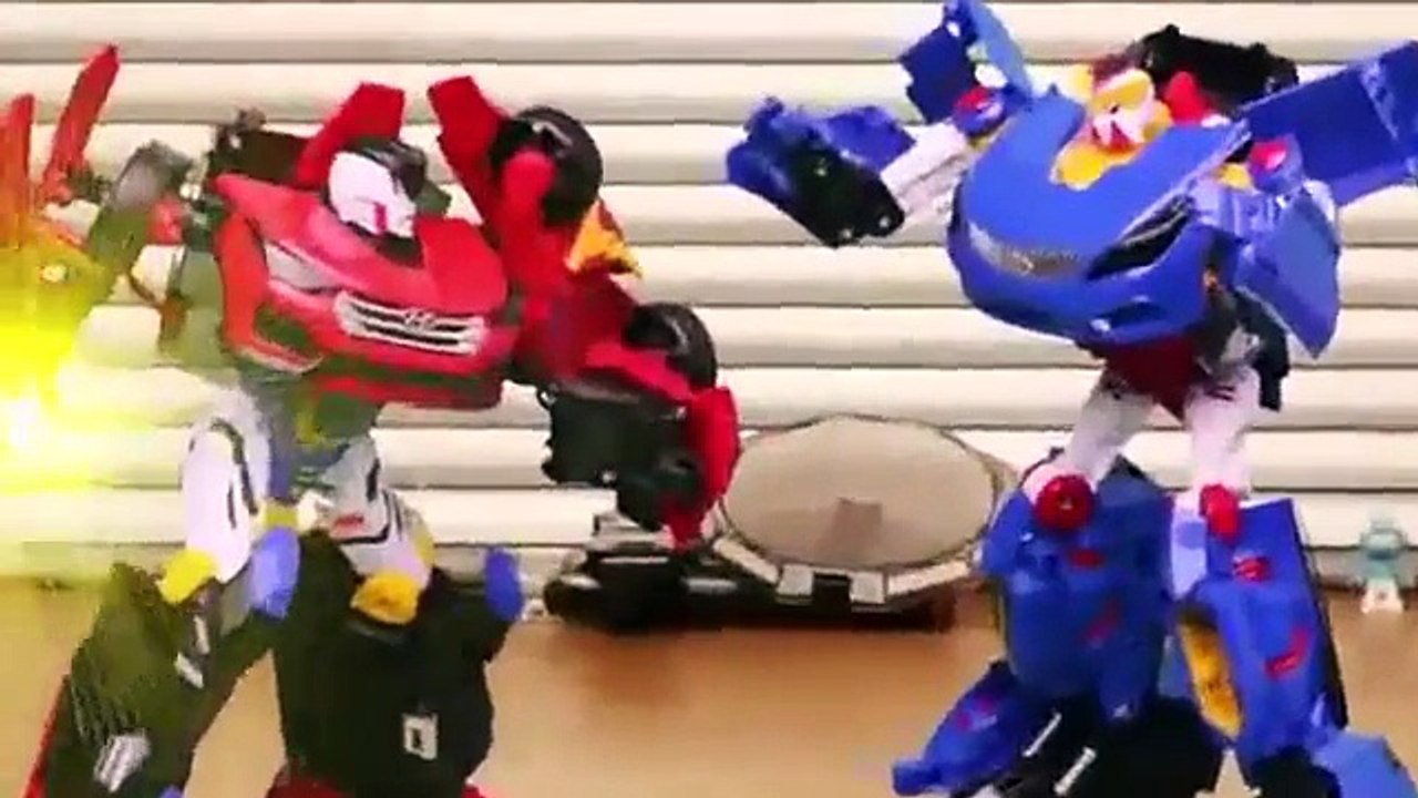 Robot - Siêu Nhân - Oto Biến Hình - Siêu Nhân Biến Hình 4