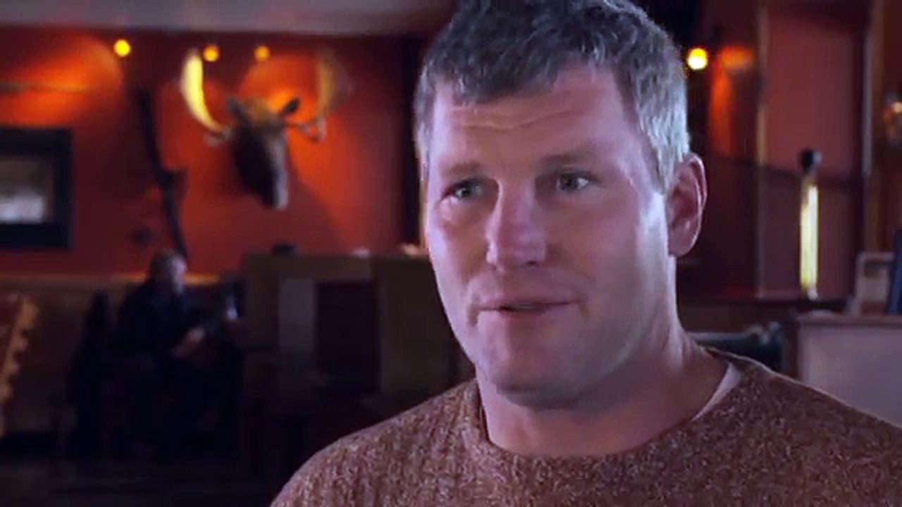 Bob Probert talking about his experiences as a Enforcer