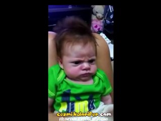 Ciddiyetini Bozmayan Bebek