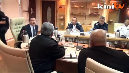 Скачать видео: Hishammuddin: Tiada wang tebusan dibayar