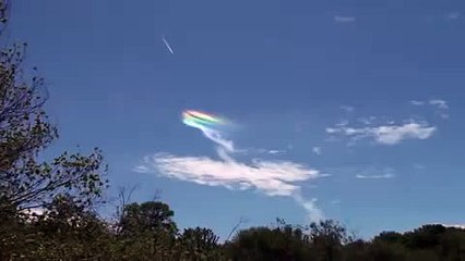 Rainbow / HAARP / Chemtrail -  Cloud 3 RARE MUST SEE