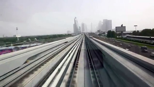Dubai - Two Metro Stations Trip [HD]