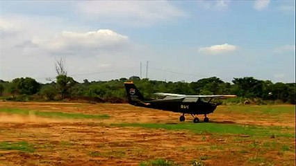 Bush flying South Africa crazy short field landing