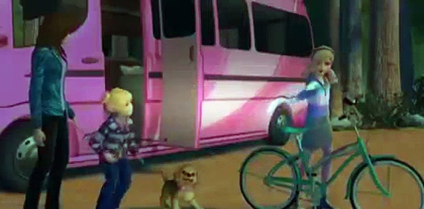 Barbie Hermanas de Campamento Español Latino