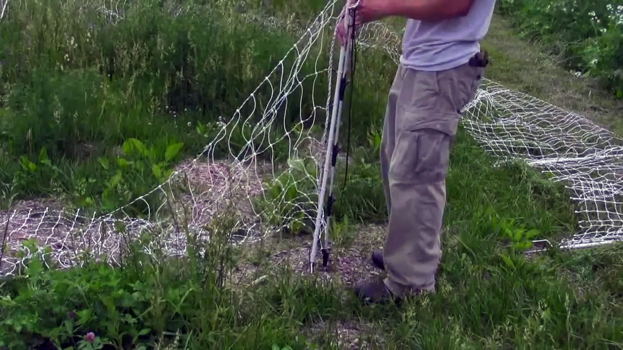 How to Install an Electric Poultry Fence Video