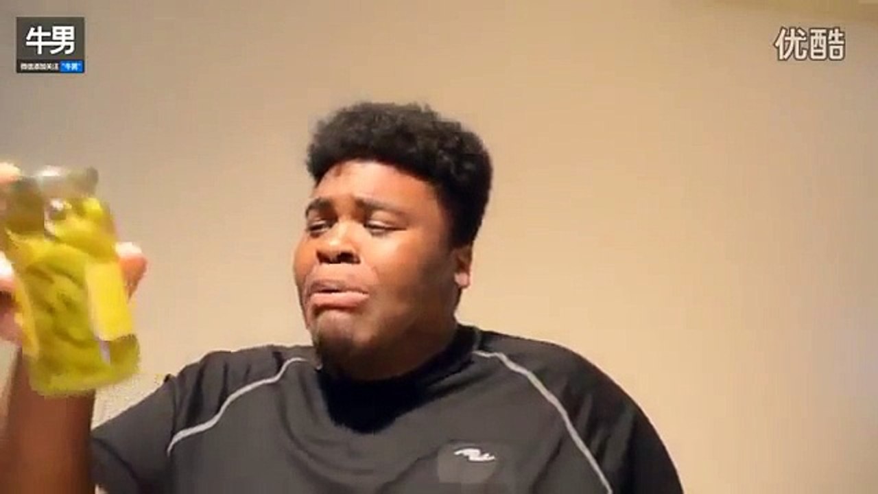 GloZell - HOT PEPPER CHALLENGE 辣椒大挑戰 中文字幕