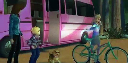 Barbie Hermanas de Campamento Español Latino