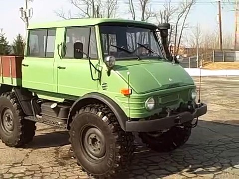 1975 Mercedes Unimog 406 DoKa