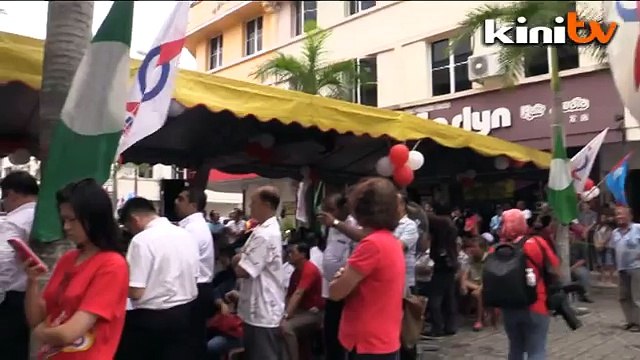 Sah, Dyana Sofya calon DAP di Teluk Intan