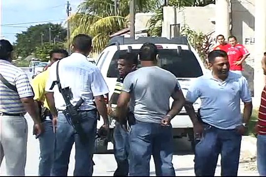 Una de las 2 camionetas que utilizaban los sicarios para los levantones y las ejecuciones apareció en la Reg 237