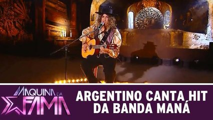Argentino canta hit da banda Maná