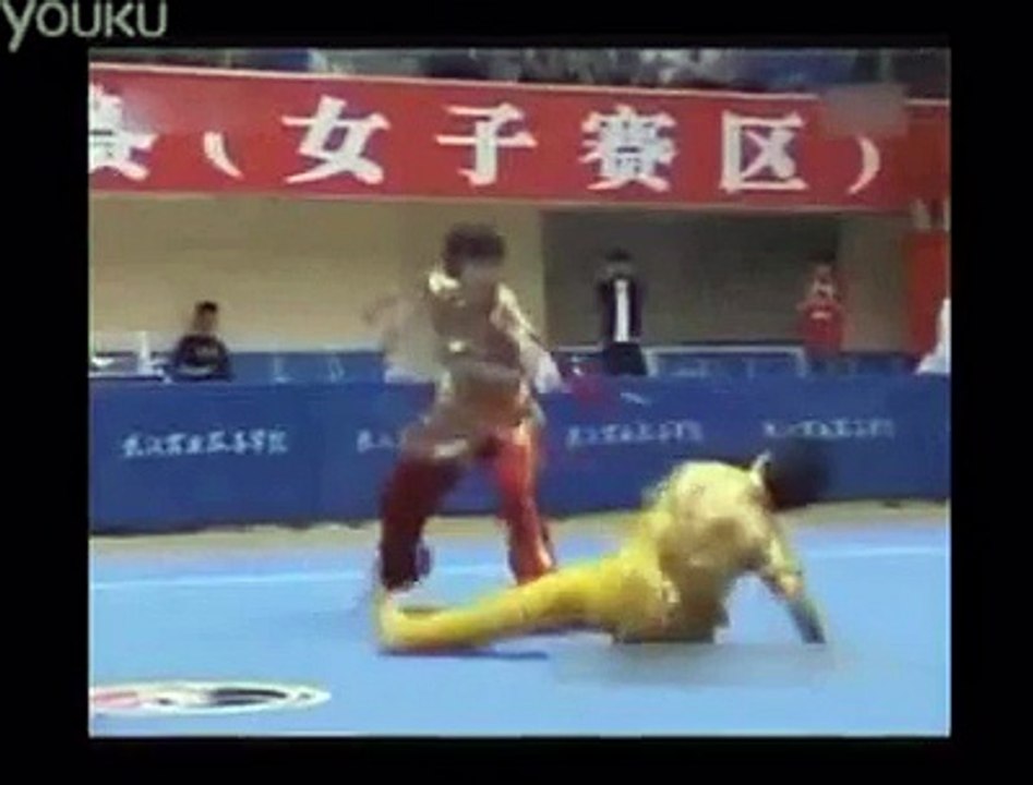 Tình Huống Hài Hước Bựa Chưa Từng Thấy Trong Thể Thao