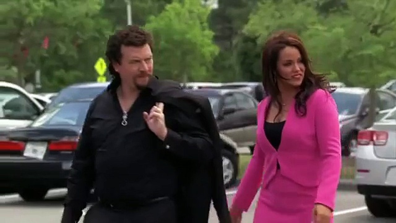 Stevie Punches Car Window video Dailymotion