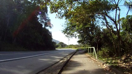 Bike e Sup nos mares e praia de Ubatuba, SP, Brasil