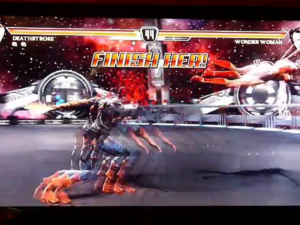 Mortal Kombat vs. DC Universe: Deathstroke's Easy Fatality