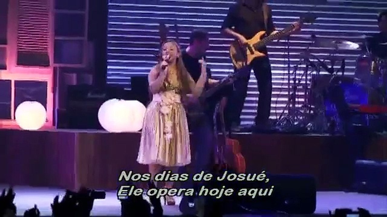 Bruna Karla - 01 - Com Os Olhos da Fé (DVD Advogado Fiel Ao Vivo 2011)
