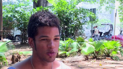 Cuban ballet star Acosta auditions for new Havana-based company