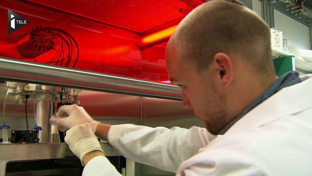 Une imprimante 3D fabrique des prothèses en matière vivante