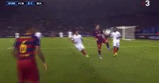 Extraordinaria jugada entre Lionel Messi y Dani Alves que da que hablar en Barcelona (VIDEO)