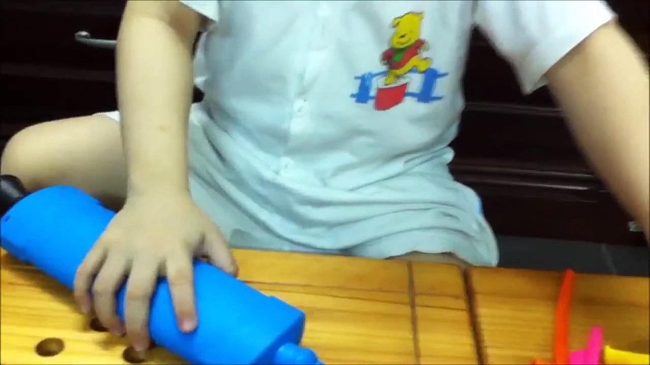 Balloons for Children   Kids play Balloons Fun Fun Bé chơi bong bóng