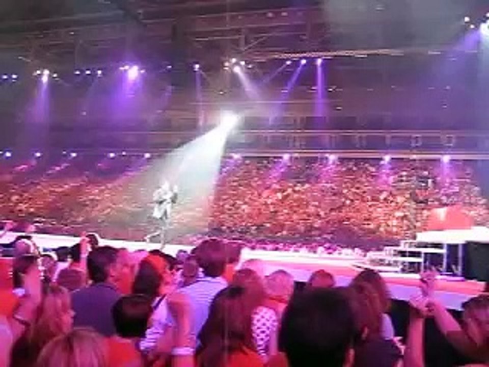 Symphonica in Rosso 2008 | Dancing On The Ceiling, Live!
