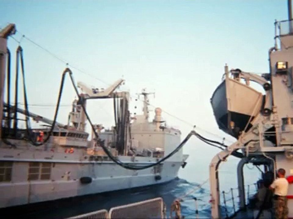Nave Espero F - 576 della Marina Militare Italiana