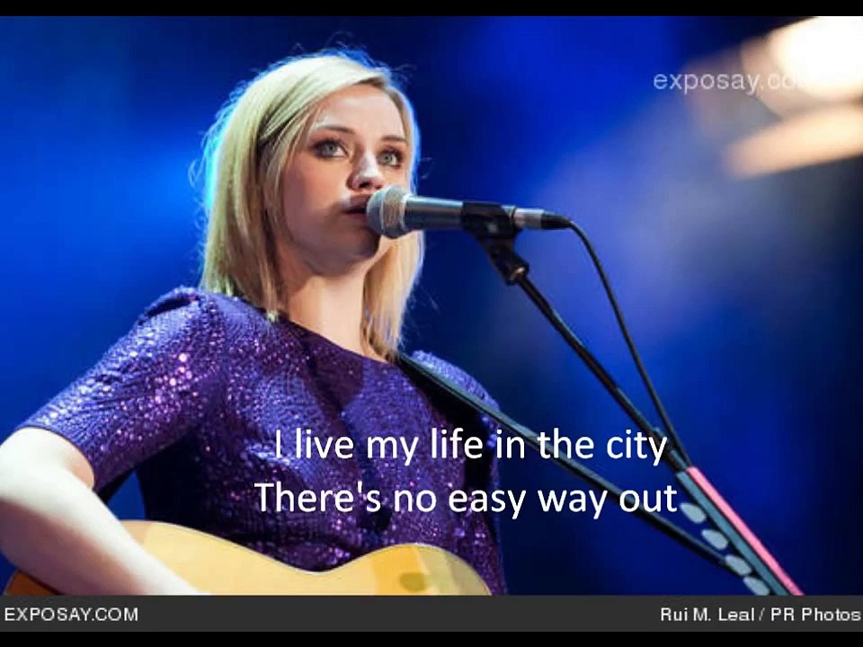 Amy Macdonald - Rock N Roll Star (lyrics)