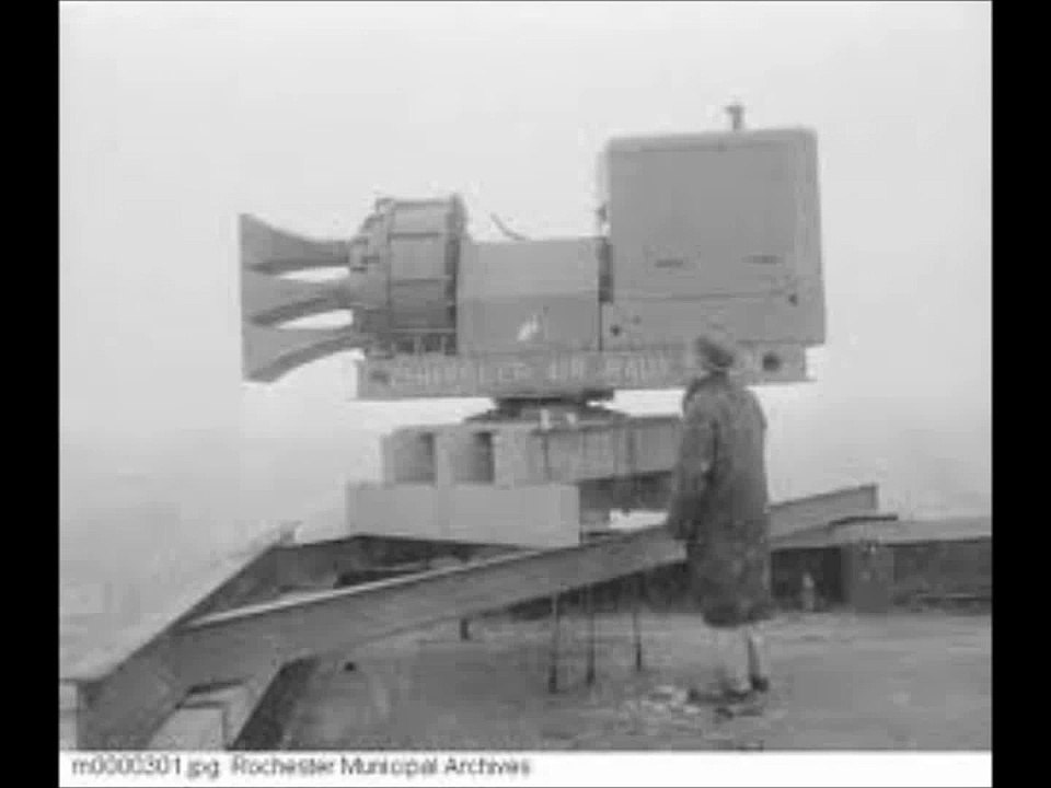 6 to 8 Chrysler Air Raid Sirens on attack tone
