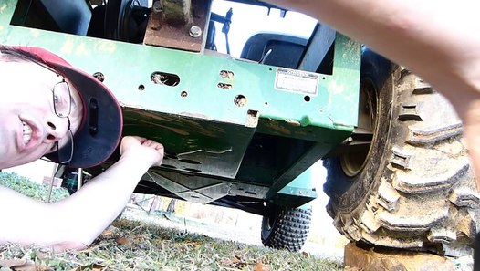 John Deere Gator 4x2 Transmission Oil Change - video dailymotion
