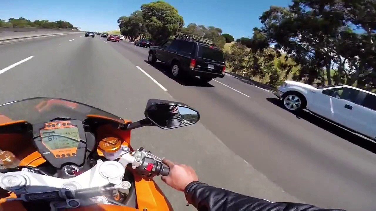 KTM RC8 SASSAUSA primeiro role na bruta