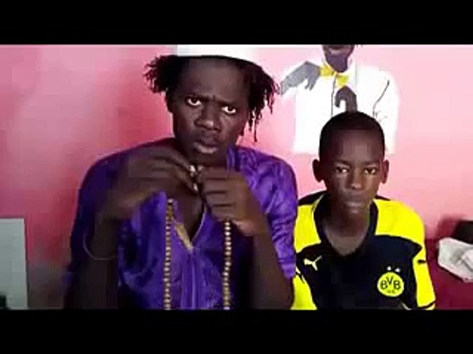 Regarder%20un%20Film%20dembrassement%20avec%20son%20fils%20Low