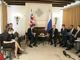 Vladimir Putin meets David Cameron at Los Cabos G20 summit (RT)