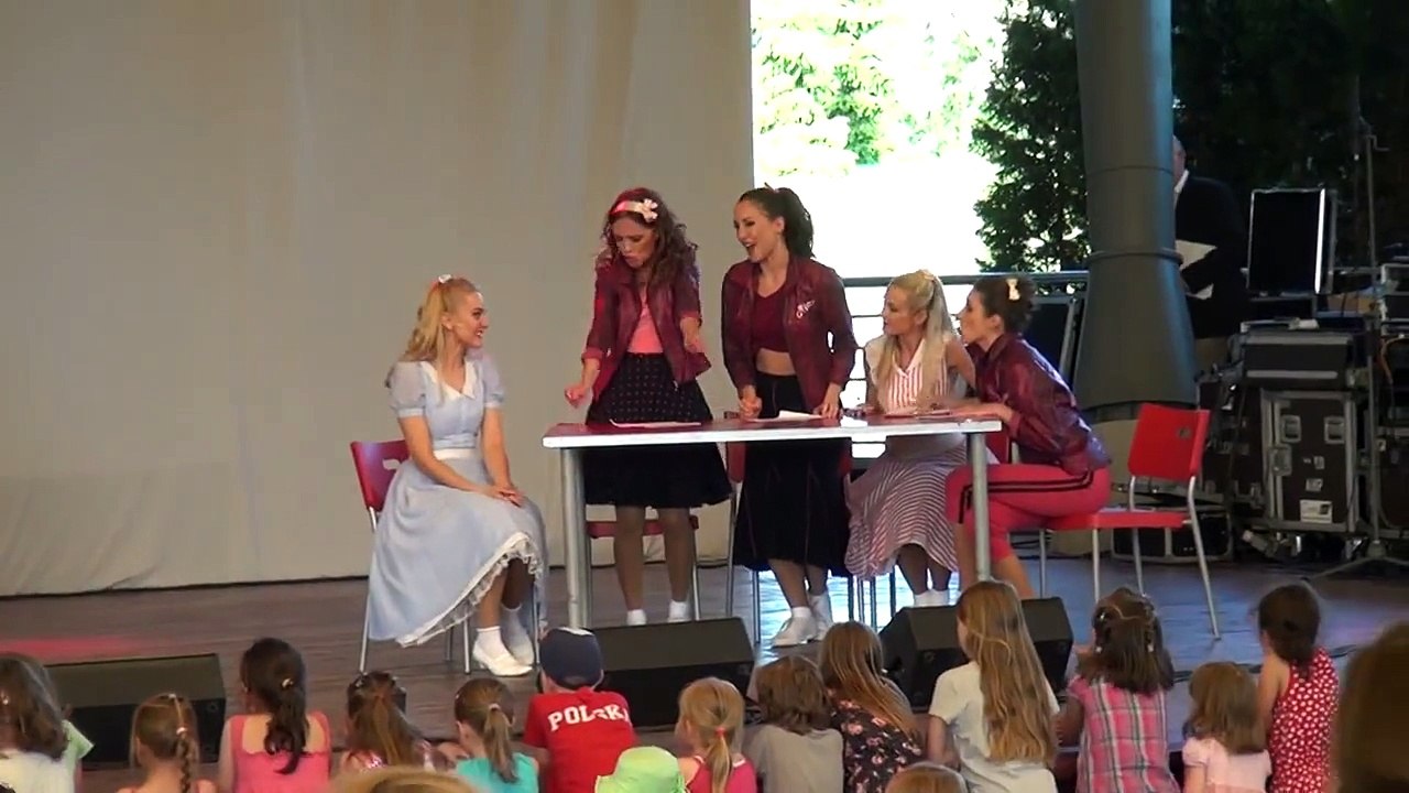 TEATR ROMA Grease