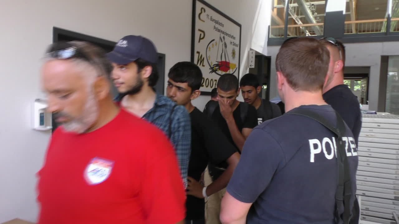 „Bearbeitungsstraße“: So werden in Bayern Flüchtlinge registriert