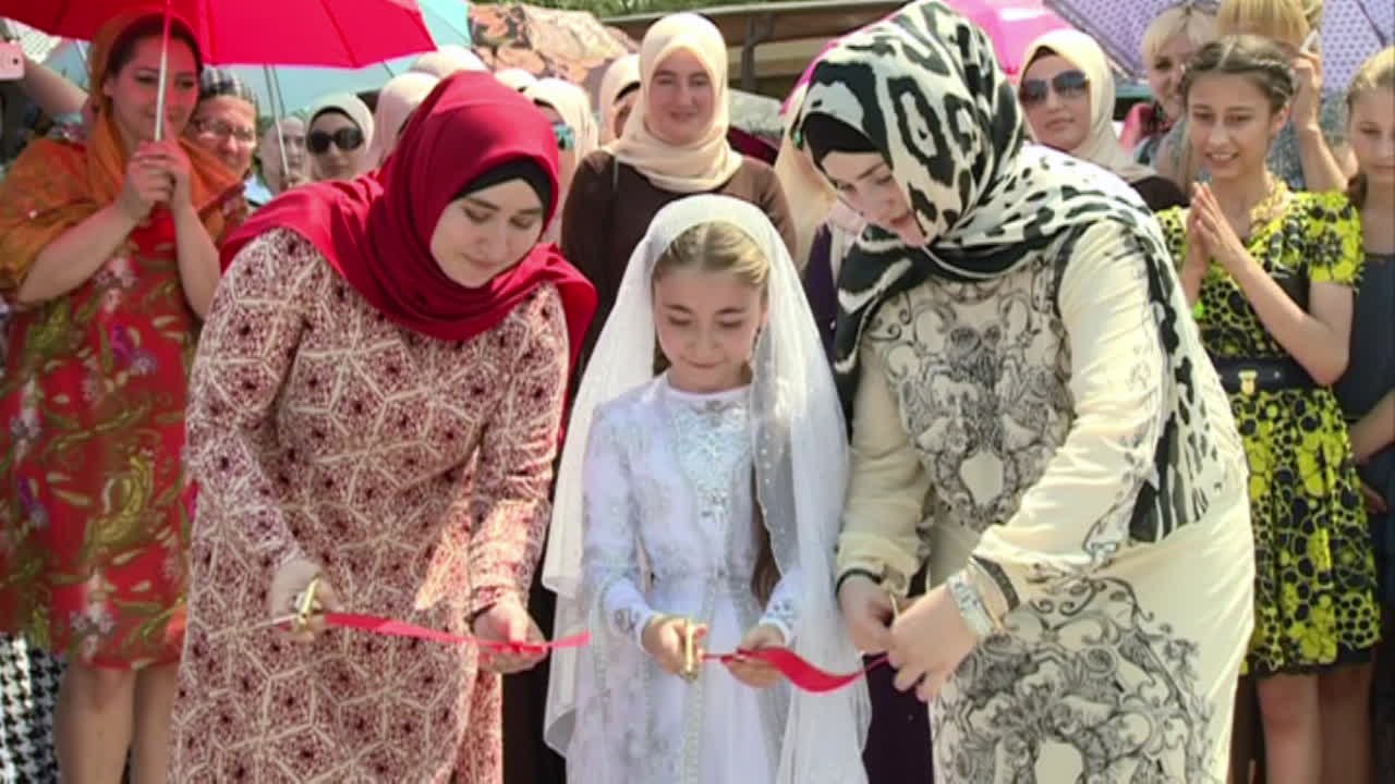 Inauguration de la première plage pour femmes en Tchétchénie