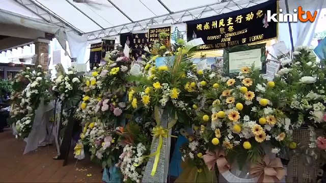 Lim Kit Siang pays tribute to Karpal