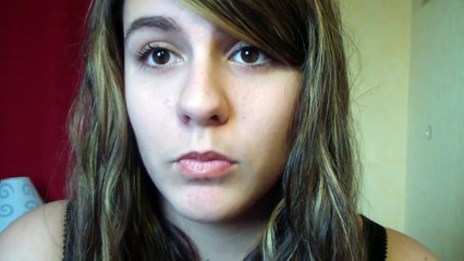 A french girl talk english.