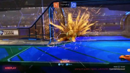 Rocket League - I SCORED A GOAL!!! First round ever.