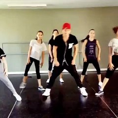 Yeah ft. Usher Follow me on insta @gioalarcon7