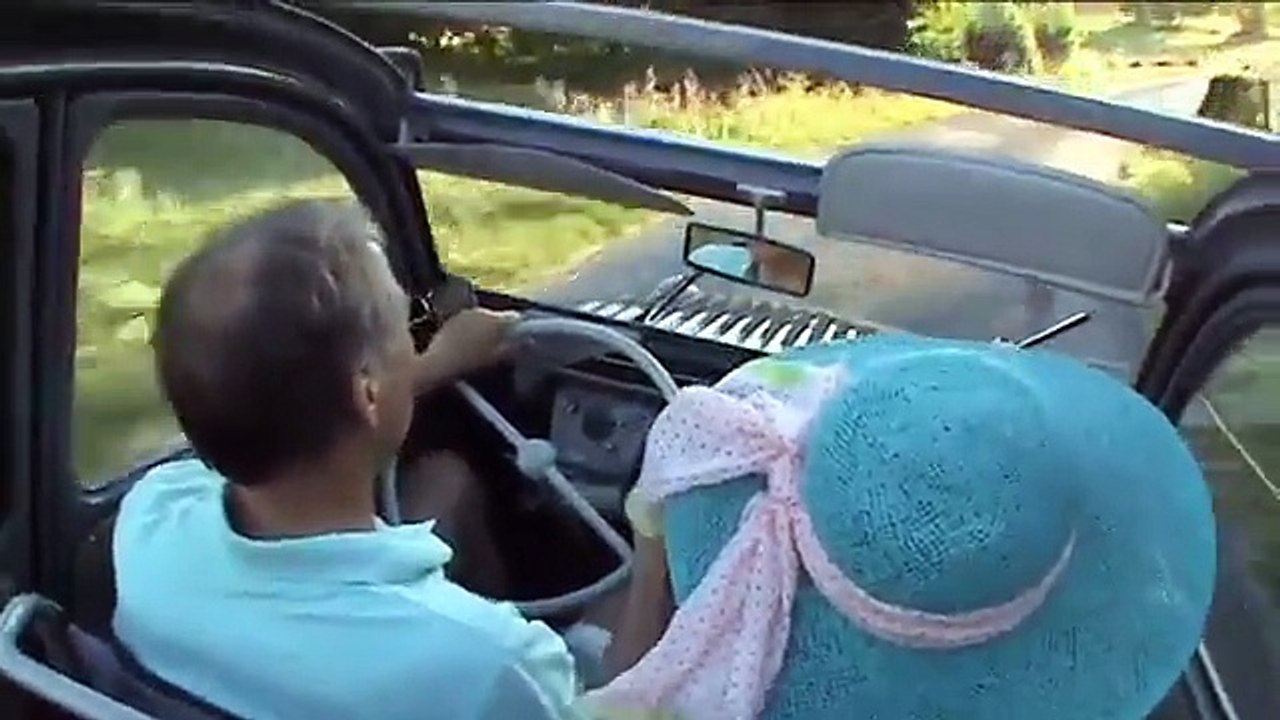 CITROEN 2CV AZ: Unterwegs mit einer alten Ente von 1959