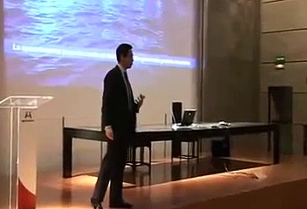 Conferencia sobre el tema: El entrenamiento de un héroe de Dr. Mario Alonso Puig