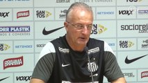 Dorival exalta postura do Santos na vitória sobre o Vasco