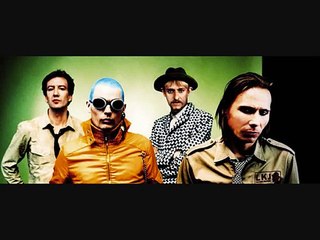 Sort Sol-Next Century