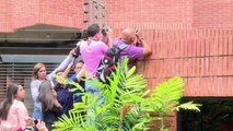 Venezuela: Opositor Ceballos llega a su casa