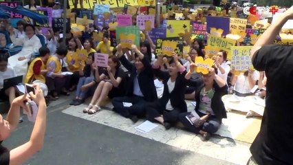 South Koreans Rally to Demand WWII Comfort Women Apology from Japan