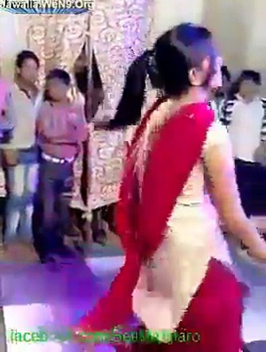 Desi Young girl VERY NICE DANCING WATCH IT - Video Dailymotion