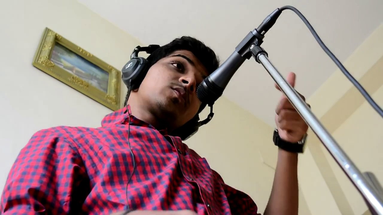 Beatboxer Exercises His Voicebox
