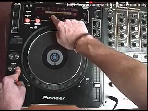 CompactDJ: Pioneer CDJ-1000 MK3 explored